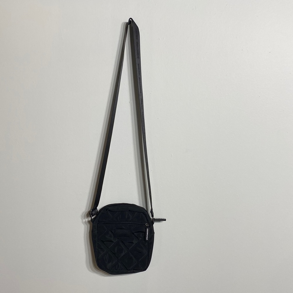 Steve Madden, Crossbody bag.